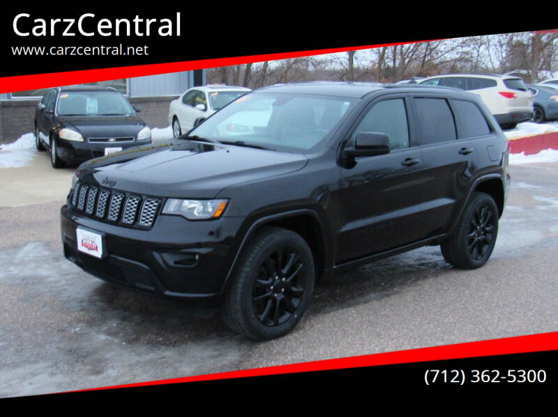 2018 Jeep Grand Cherokee Altitude's photo