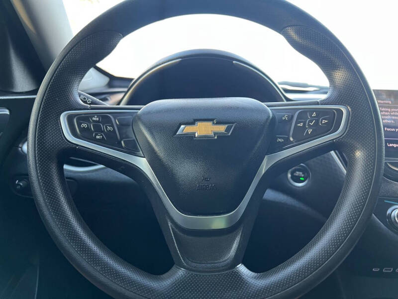 2022 Chevrolet Malibu LS