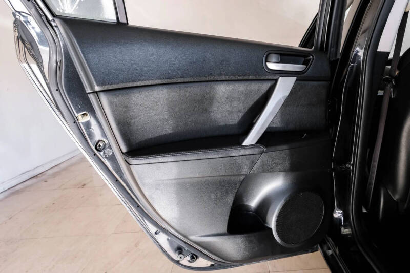 2012 Mazda MAZDA3 i Grand Touring