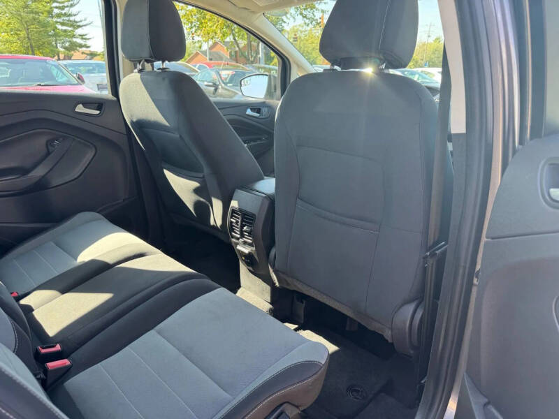 2014 Ford C-MAX Hybrid SE