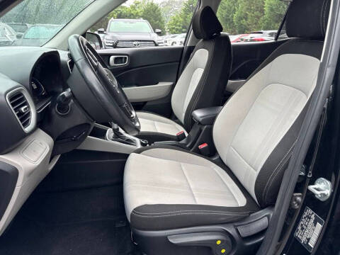 2023 Hyundai Venue SEL