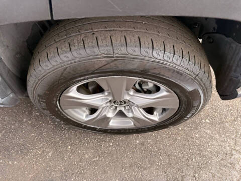 2022 Toyota RAV4 Hybrid LE