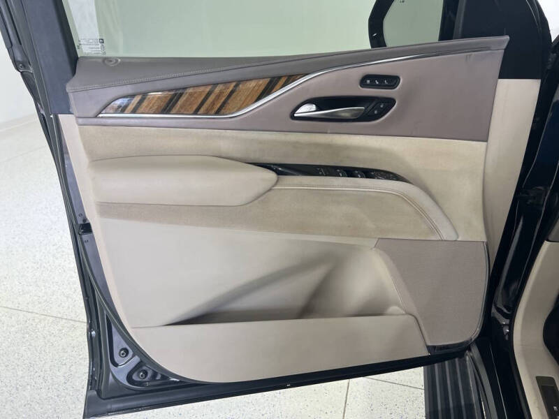 2021 Cadillac Escalade ESV Premium Luxury Platinum