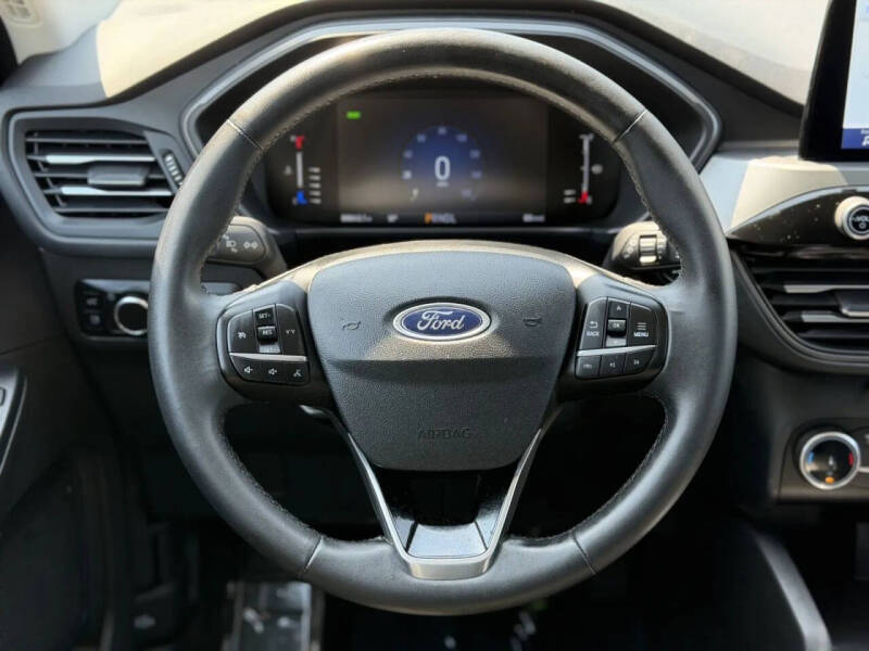 2023 Ford Escape Hybrid Active