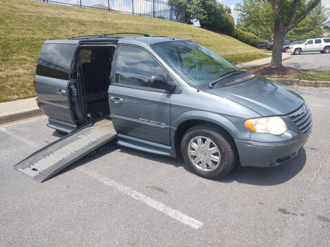 2007 Chrysler Town and Country for sale at Major Motor Sales in Mount Airy MD