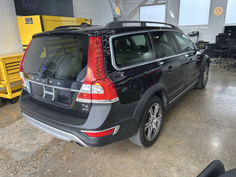2015 Volvo XC70 T6