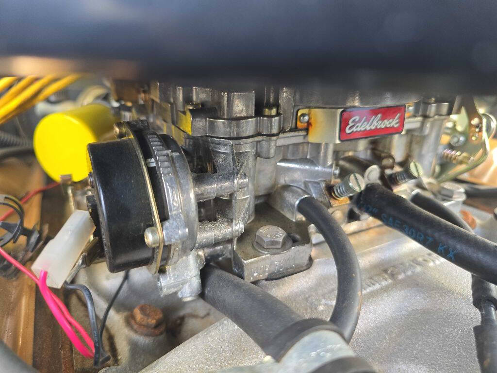 1972 Oldsmobile Cutlass Supreme 29