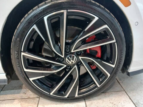 2024 Volkswagen Golf GTI Autobahn