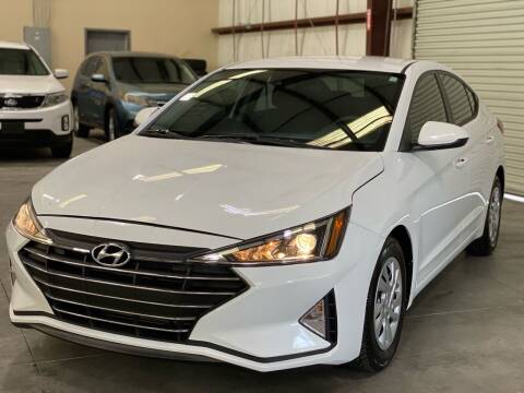 2020 Hyundai Elantra for sale at Auto Selection Inc. in Houston TX