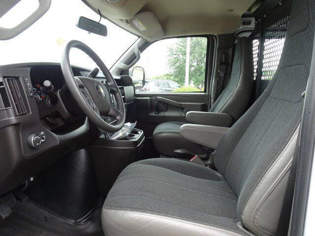 2024 Chevrolet Express 2500