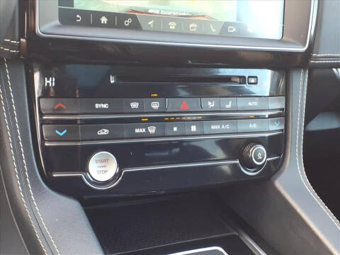 2020 Jaguar F-PACE Checkered Flag Limited Edition