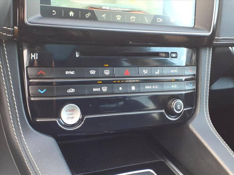 2020 Jaguar F-PACE Checkered Flag Limited Edition