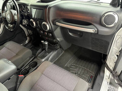 2011 Jeep Wrangler Unlimited Sahara