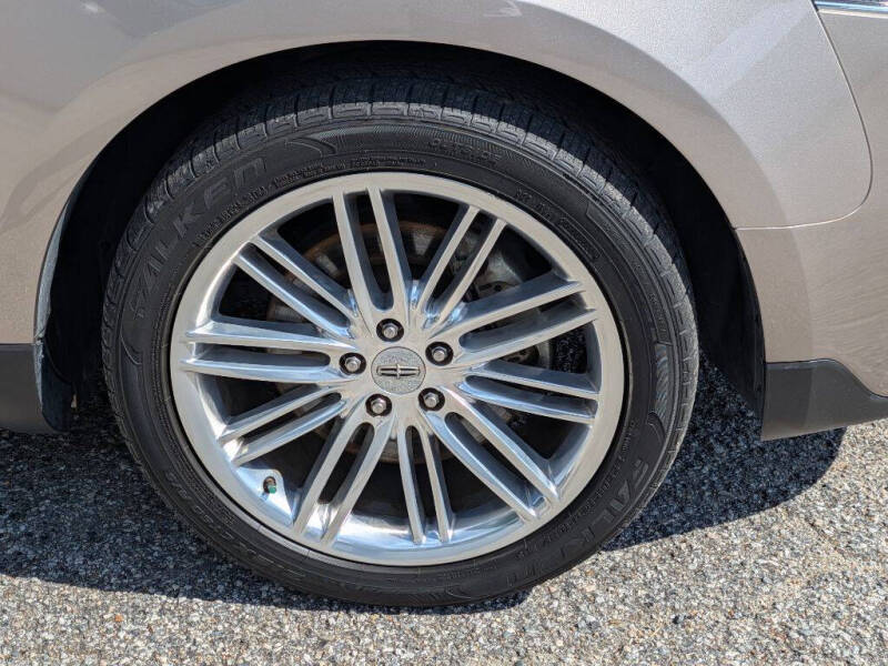2019 Lincoln MKT