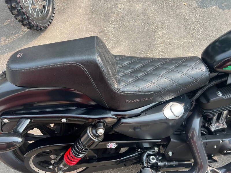 2021 Harley-Davidson IRONe12