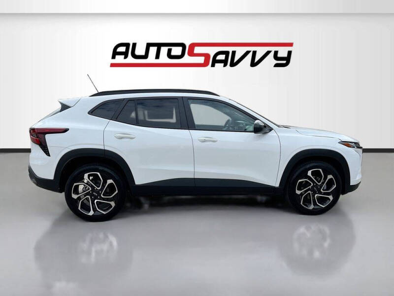2025 Chevrolet Trax RS