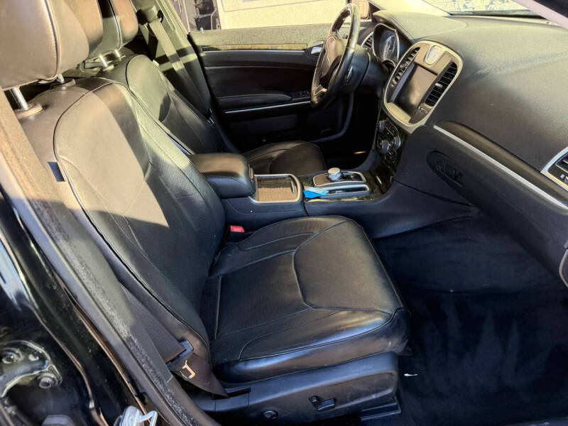 2015 Chrysler 300 C