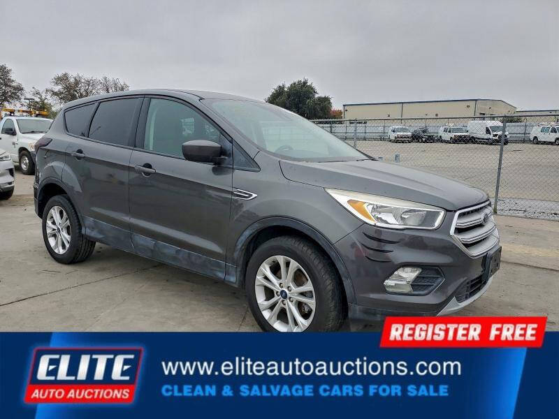 2019 Ford Escape SE