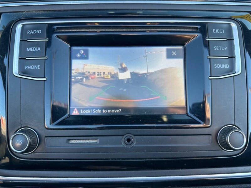 2017 Volkswagen Beetle Convertible 1.8T S