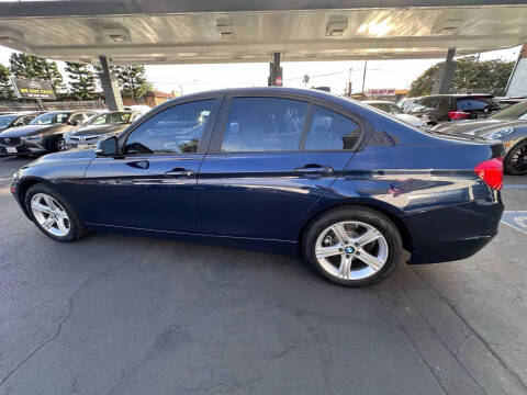 2013 BMW 3 Series 328i