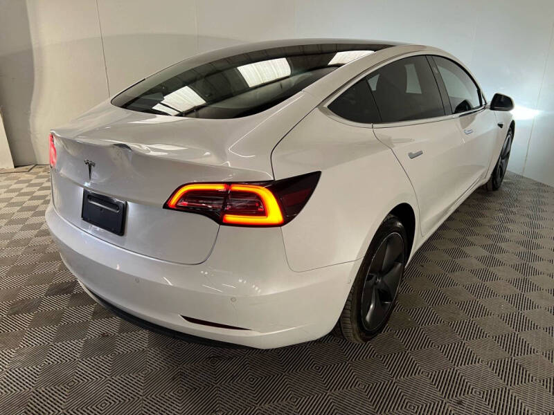 2019 Tesla Model 3 Standard Range