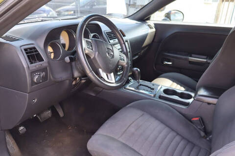 2014 Dodge Challenger SXT