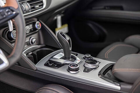 2025 Alfa Romeo Stelvio