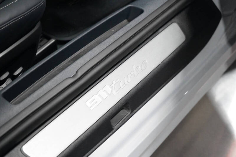 2024 Porsche 911 Turbo