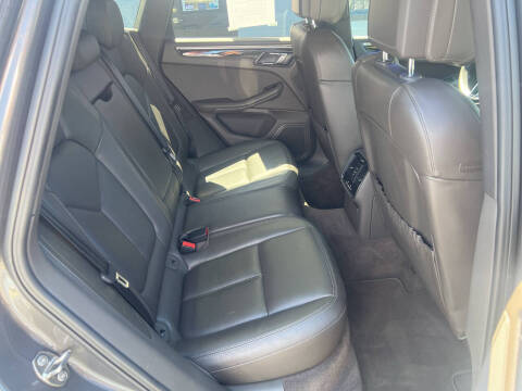 2016 Porsche Macan S