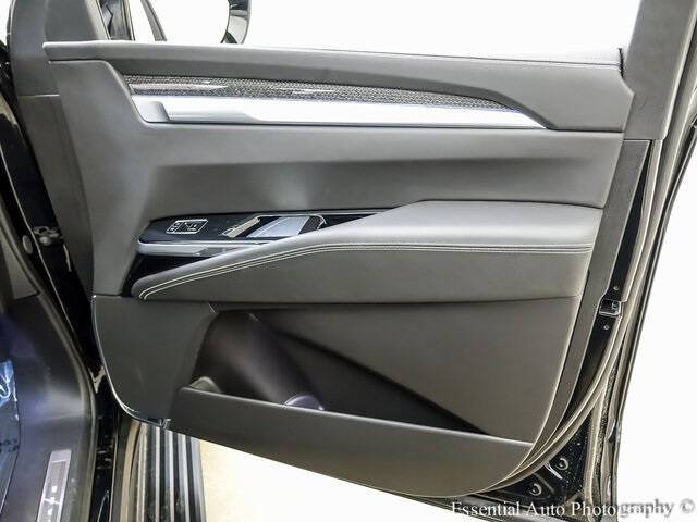 2025 Cadillac Escalade-V