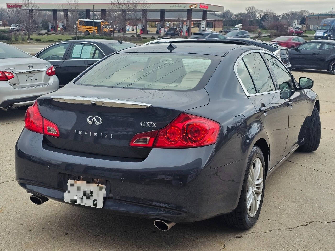 2012 INFINITI G37 Sedan for sale at Quantum Auto Co in Plainfield, IL