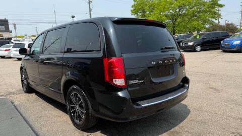 2016 Dodge Grand Caravan R/T