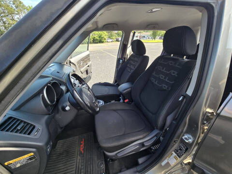 2013 Kia Soul +