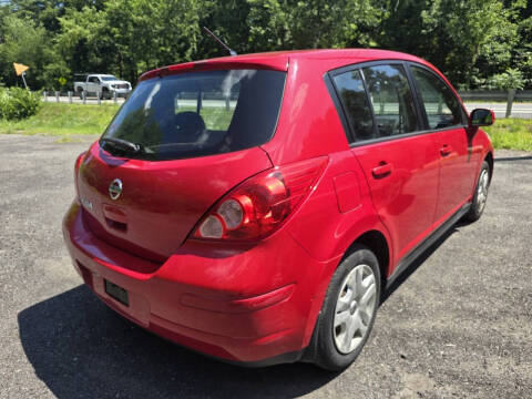 2010 Nissan Versa 1.8 S