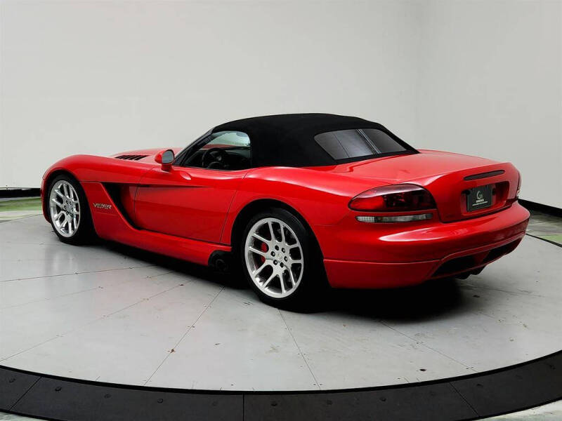 2005 Dodge Viper SRT-10