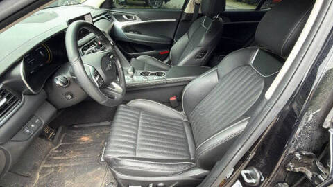 2023 Genesis G70