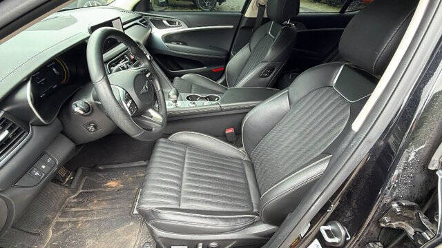 2023 Genesis G70