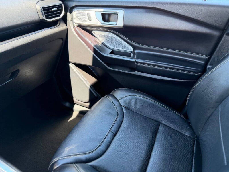 2020 Ford Explorer ST
