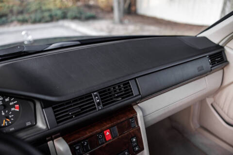 1994 Mercedes-Benz E-Class E 320