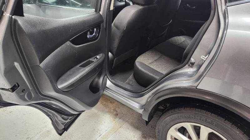 2018 Nissan Rogue Sport SV