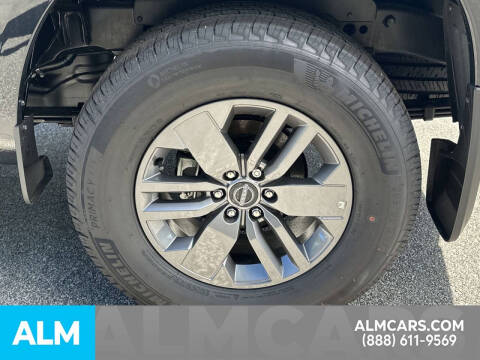 2025 Nissan Frontier SV