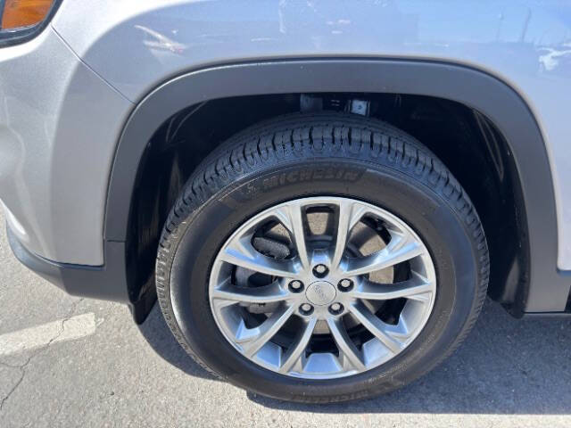 2021 Jeep Cherokee Latitude Plus