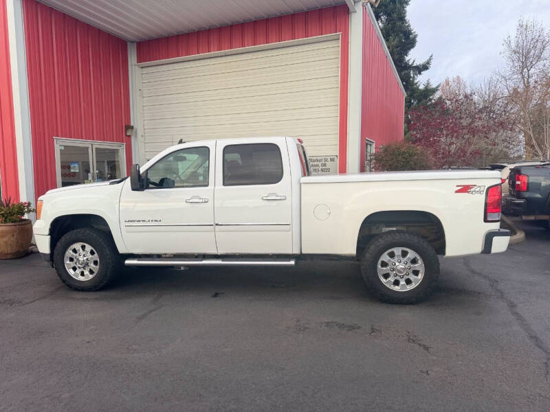 2011 GMC Sierra 3500HD Denali