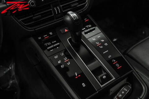 2023 Porsche Macan S