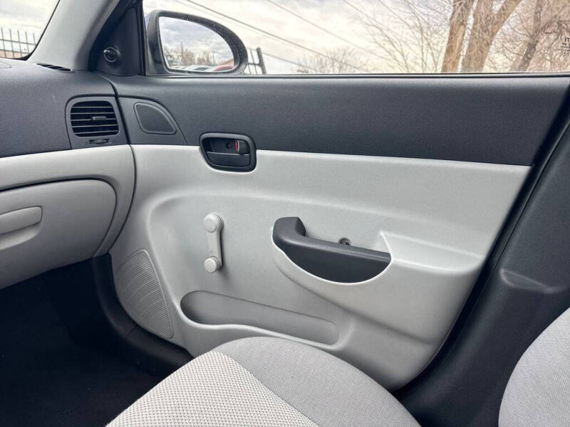 2008 Hyundai Accent GLS