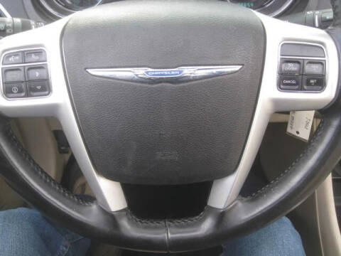 2011 Chrysler 200 Limited