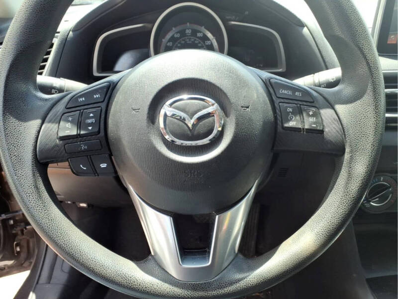 2016 Mazda MAZDA3 i Sport