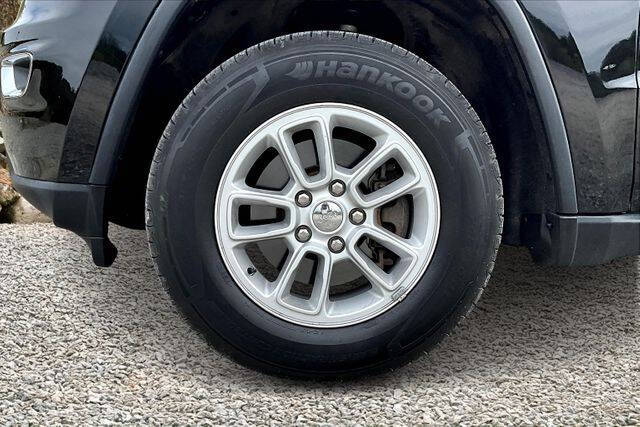 2019 Jeep Grand Cherokee Laredo E