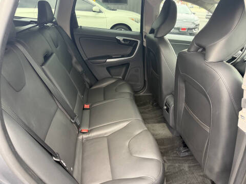 2016 Volvo XC60 T6