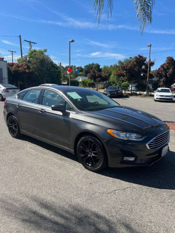 2020 Ford Fusion SE